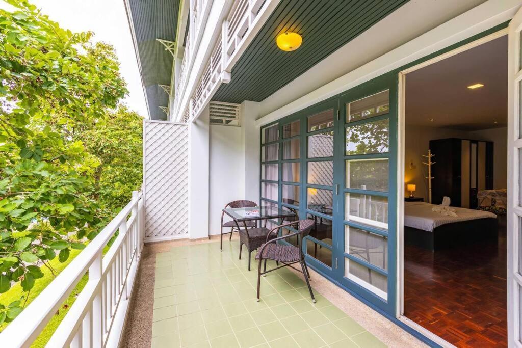 4 Bedroom Townhouse In Great Location! HHQ Extérieur photo
