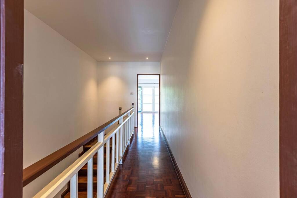 4 Bedroom Townhouse In Great Location! HHQ Extérieur photo