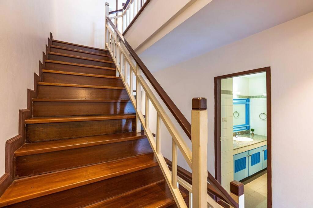 4 Bedroom Townhouse In Great Location! HHQ Extérieur photo