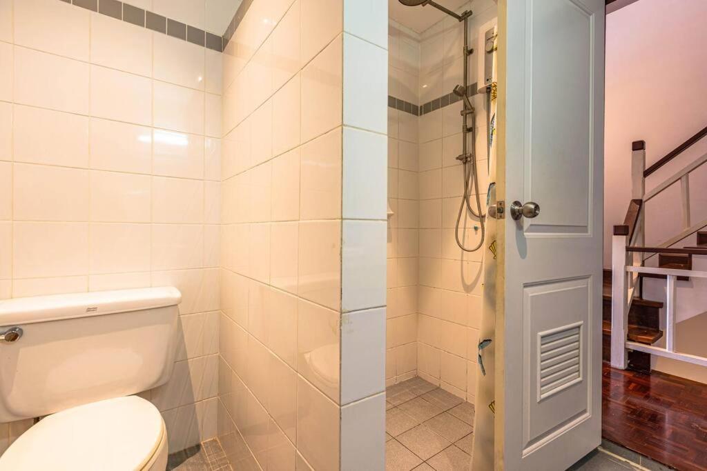 4 Bedroom Townhouse In Great Location! HHQ Extérieur photo