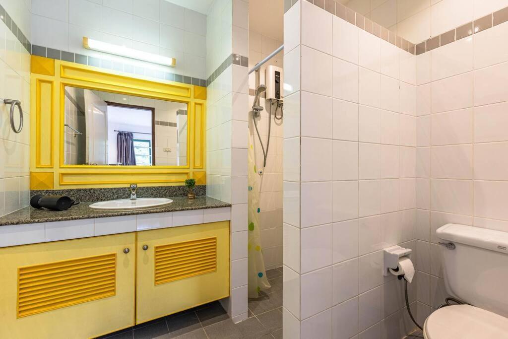 4 Bedroom Townhouse In Great Location! HHQ Extérieur photo
